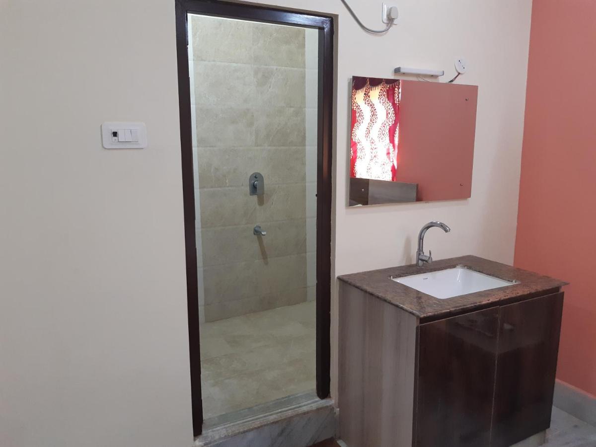 סריקאלהסטי Devansh Bhanu Residency Dbr מראה חיצוני תמונה