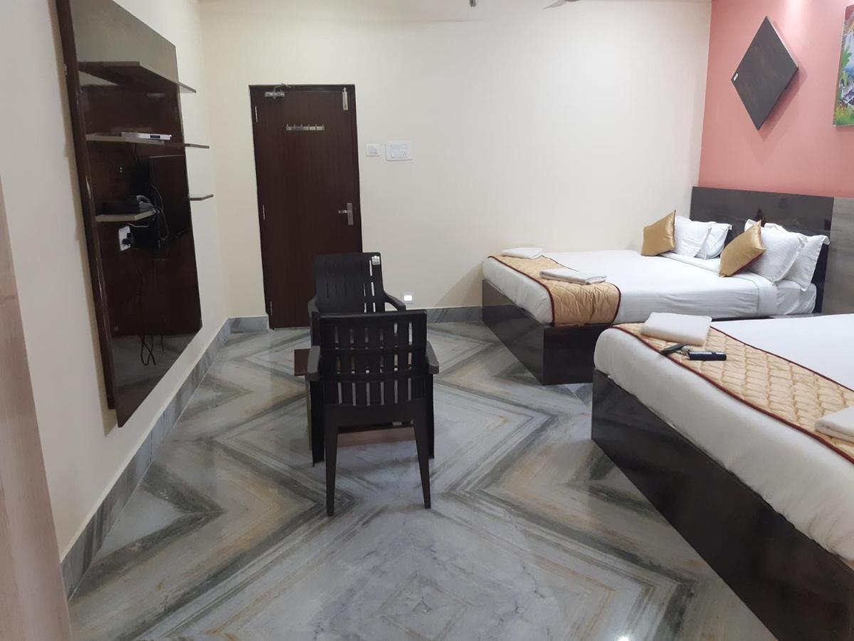 סריקאלהסטי Devansh Bhanu Residency Dbr מראה חיצוני תמונה