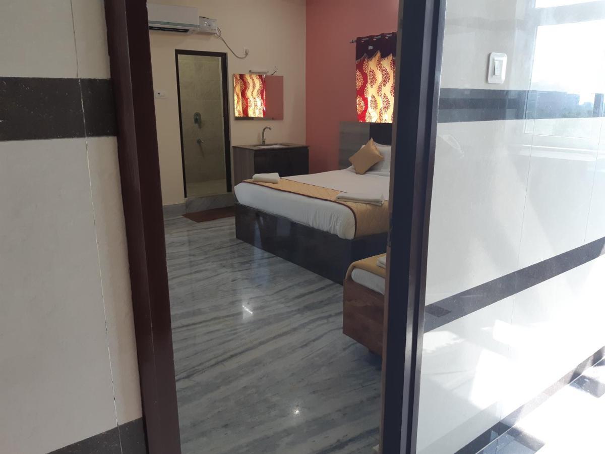 סריקאלהסטי Devansh Bhanu Residency Dbr מראה חיצוני תמונה