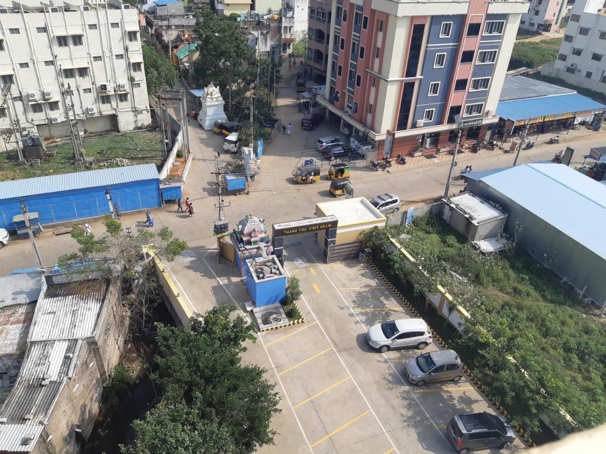 סריקאלהסטי Devansh Bhanu Residency Dbr מראה חיצוני תמונה