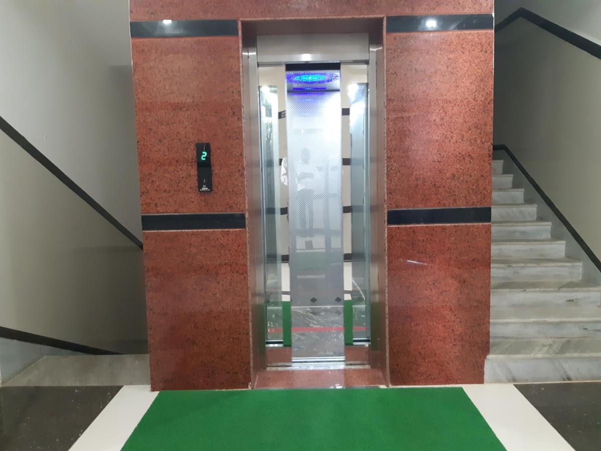 סריקאלהסטי Devansh Bhanu Residency Dbr מראה חיצוני תמונה