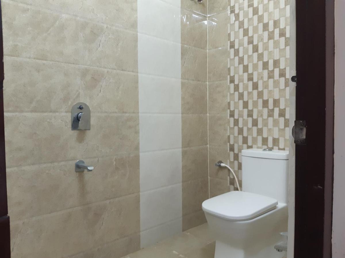 סריקאלהסטי Devansh Bhanu Residency Dbr מראה חיצוני תמונה