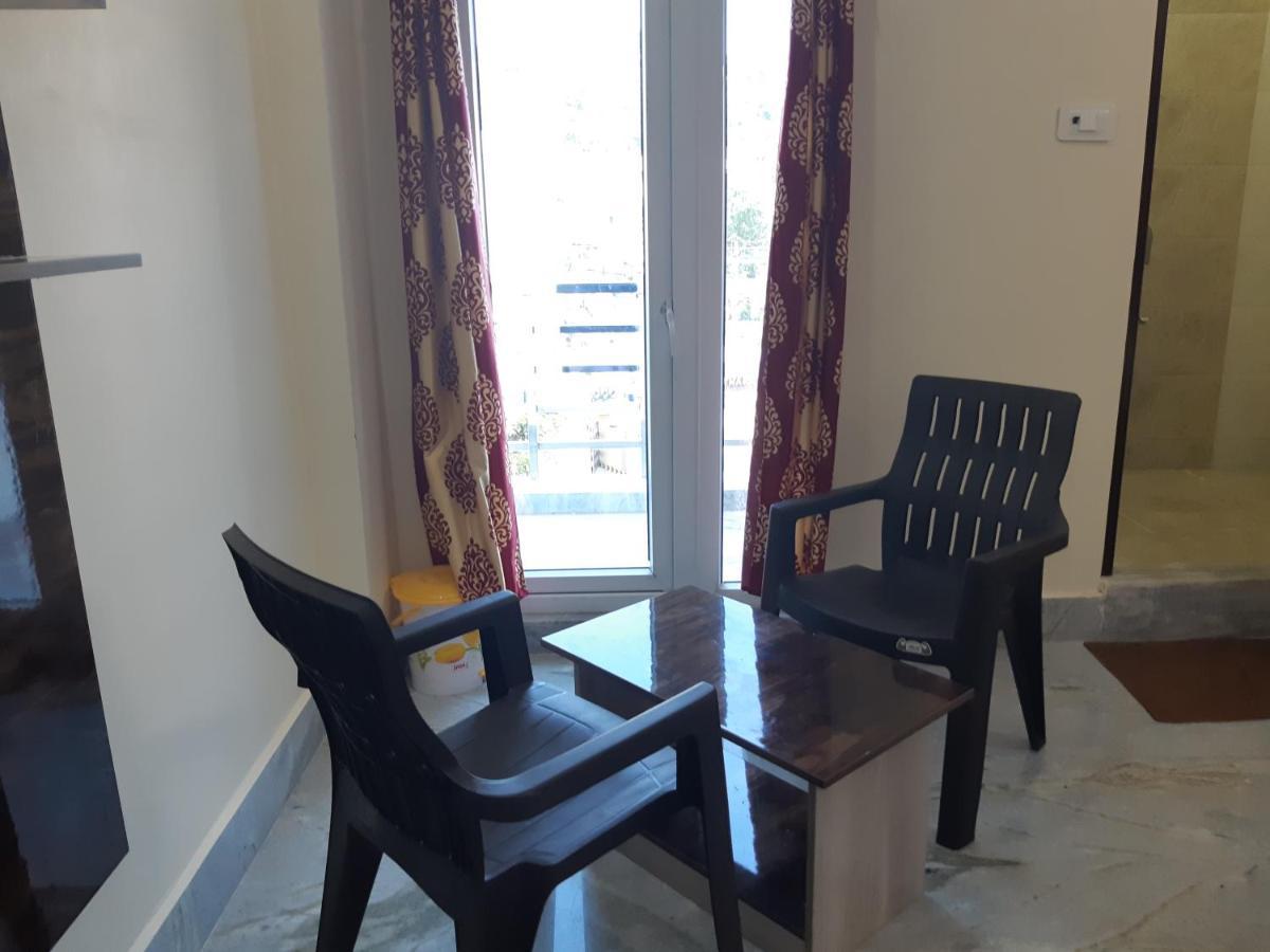 סריקאלהסטי Devansh Bhanu Residency Dbr מראה חיצוני תמונה